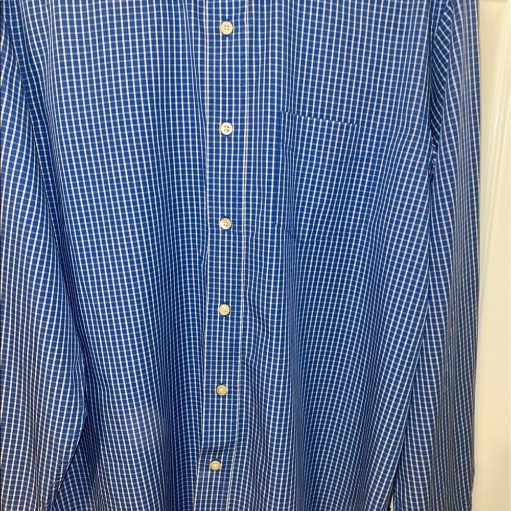 Men's Gap Classic Poplin Button Down